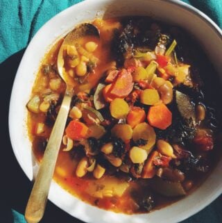 Spicy Lemon, Kale and White Bean Detox Soup