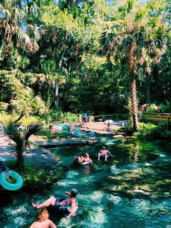 people floating down tubes at rock springs kelly park florida