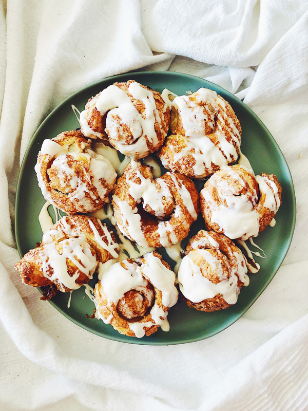 puff pastry cinnamon rolls