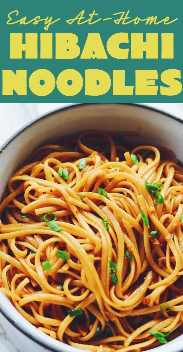 Estos Fideos Hibachi son imprescindibles cuando se trata de hacer Pollo Hibachi y Salsa Yum Yum! Son mantecosos, salados y llenos de deliciosos sabores asiáticos. Tradicionalmente, se hacen con fideos de Yakisoba, ¡pero puedes cambiarlos fácilmente por una caja de pasta con linguini si es necesario!