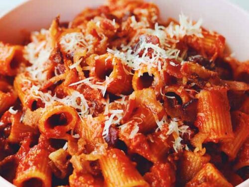 Guanciale, It's the Magic Bacon in Pasta all'Amatriciana - SippitySup