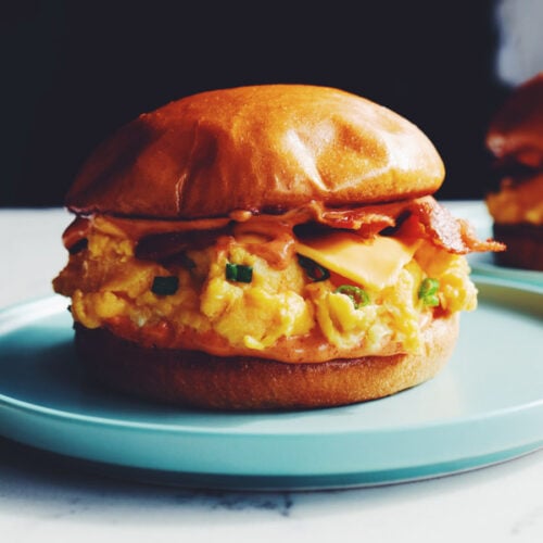 Breakfast Sandwich with Hummus, Scrambled Eggs and Tomato - Half Cup Habit