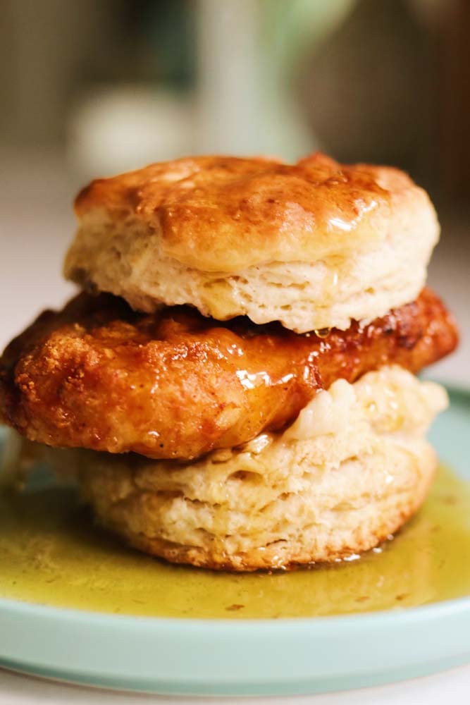 https://grilledcheesesocial.com/wp-content/uploads/2023/11/honey-butter-chicken-biscuit-grilled-cheese-social-3.jpg