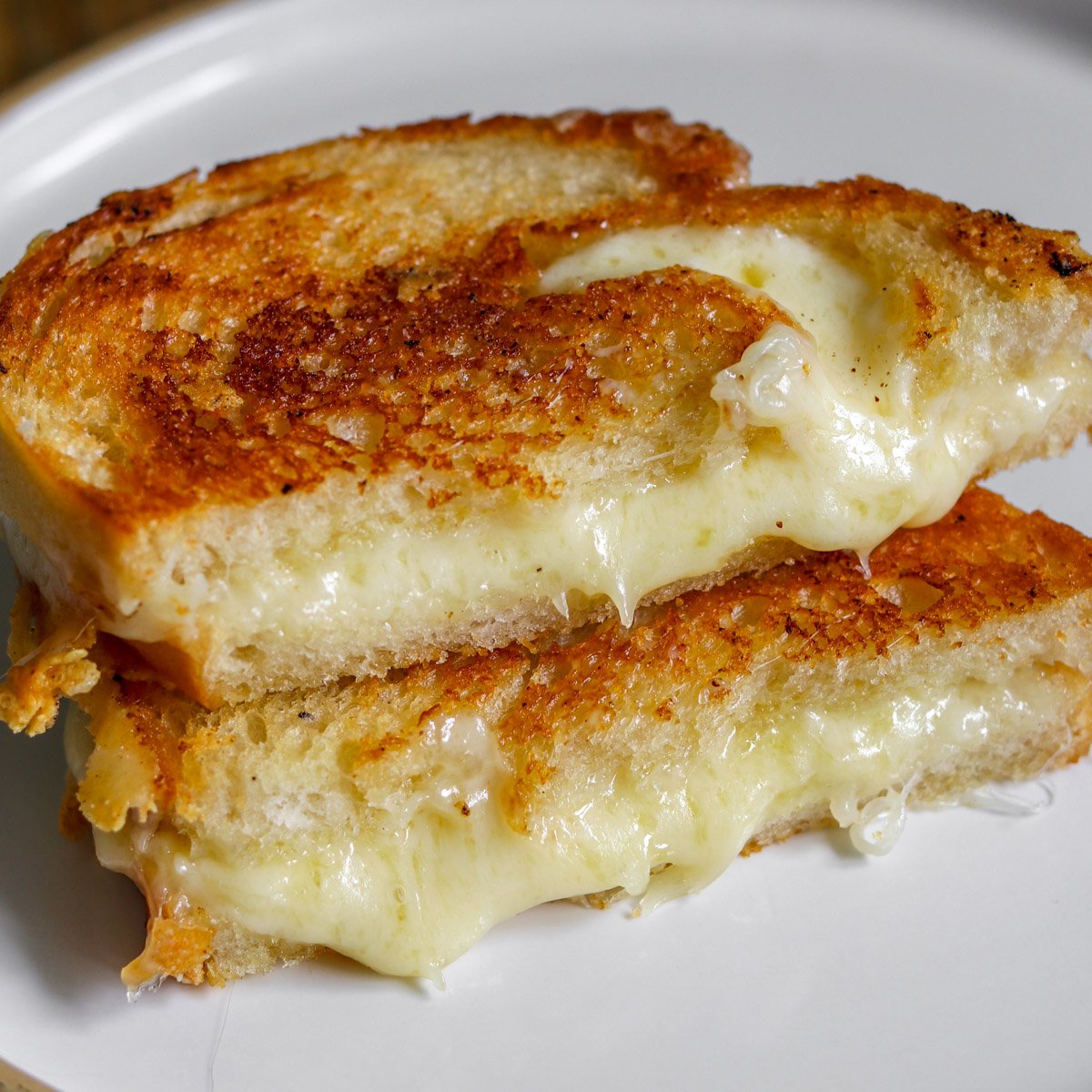 Garlic Bread Grilled Cheese with Toum, image size:1200x1200