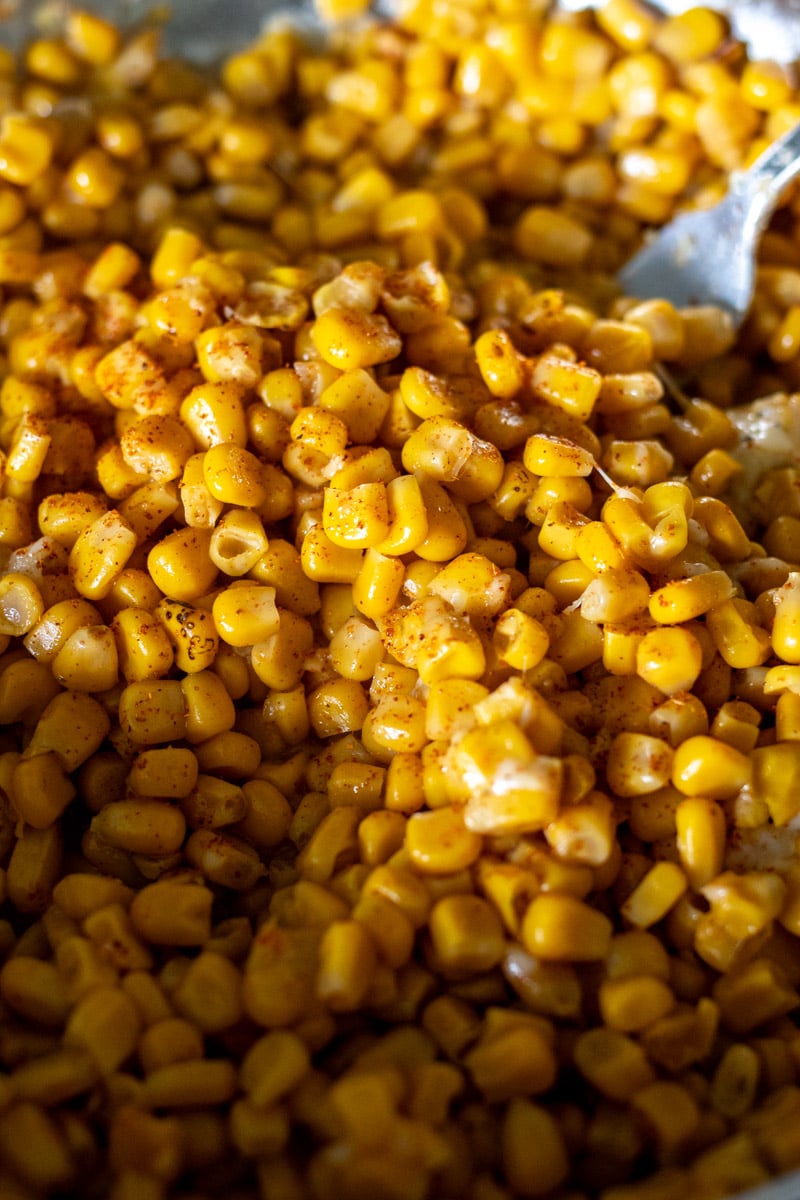 Corn kernals in a frying pan. 