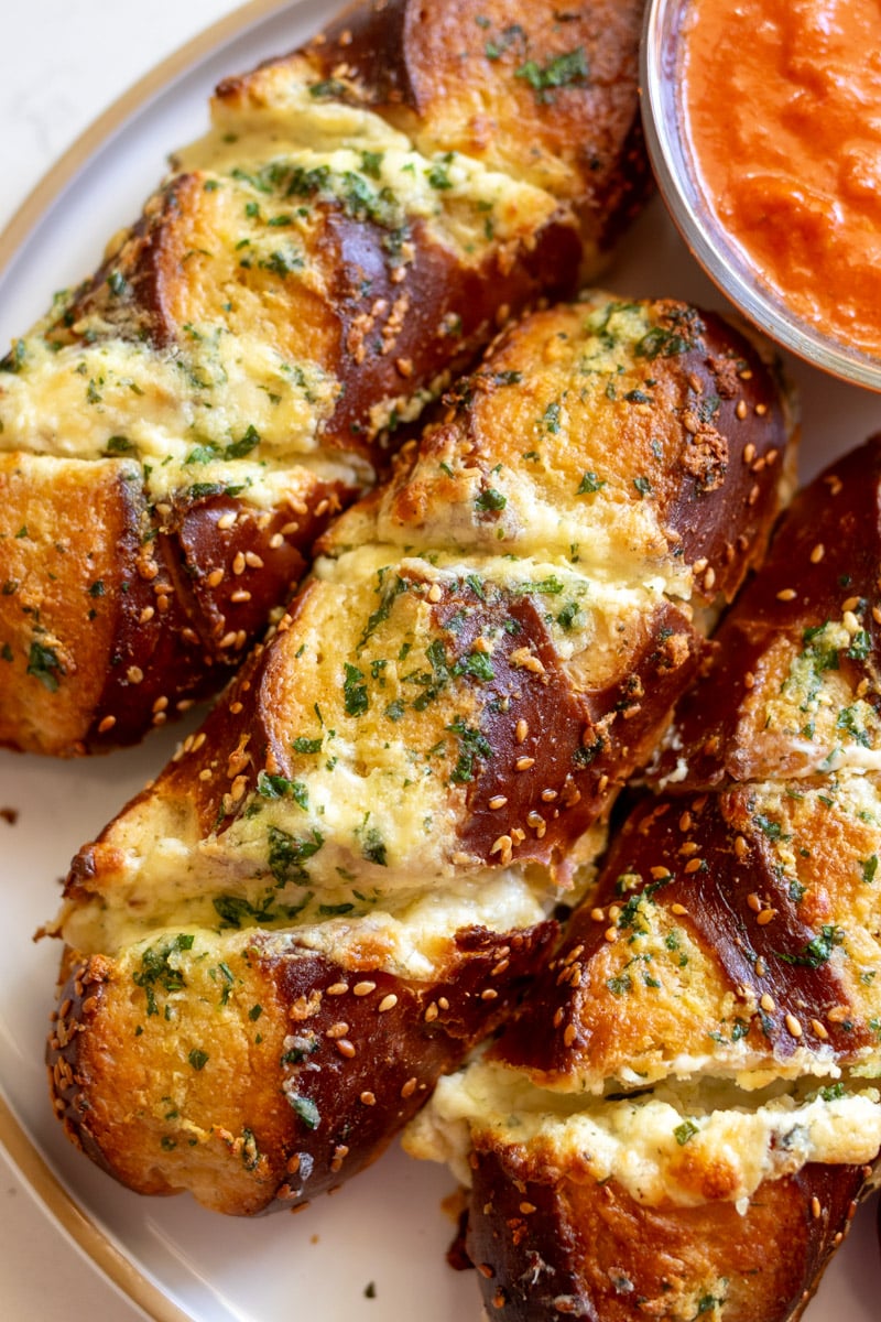disneylands cheesy garlic pretzel bread from maurice's treats.
