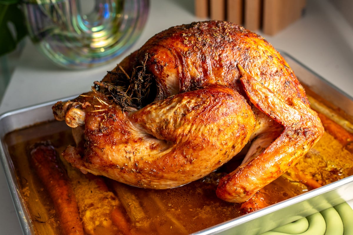 a beautiful roasted turkey that uses this spice seasoning blend on a roasting pan. 