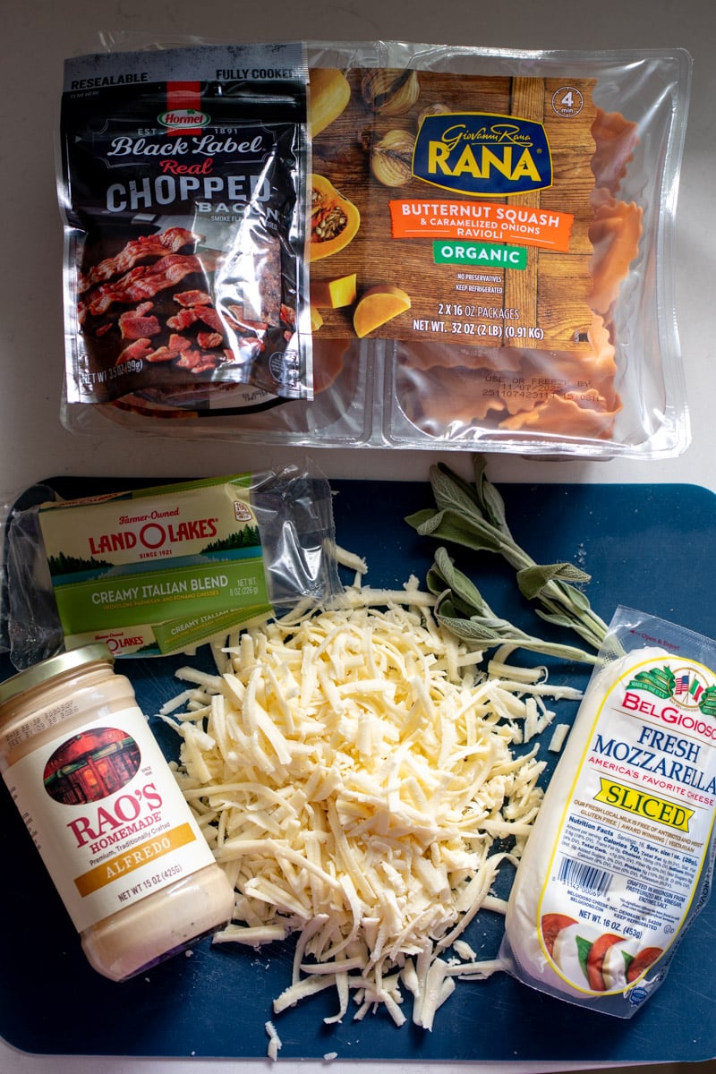all of the ingredients needed to make this shortcut butternut squash lasagna recipe.