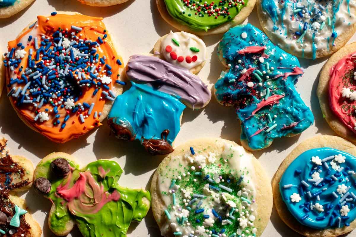 an up close view of some of the decorated christmas cookies. 